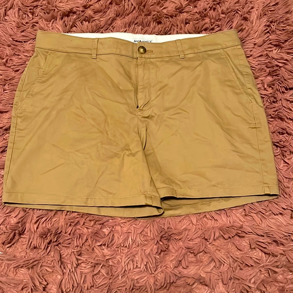 Khaki shorts